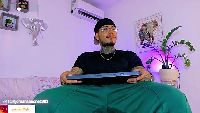 JordanSmiith  online show from May 2026 10:02:01 PM