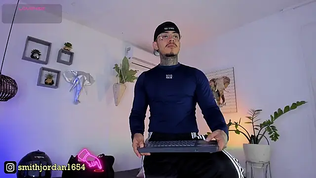 JordanSmiith  online show from March 2025 08:51:01 PM