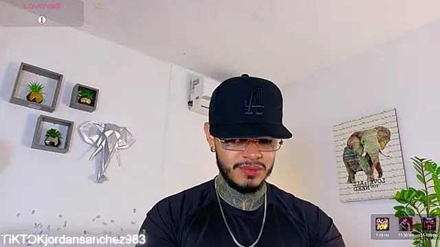 Snapshot of JordanSmiith_ chatting on February 2026 08:38:01 PM JordanSmiith online show from February 2026 08:38:01 PM