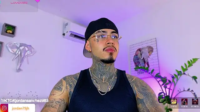 JordanSmiith  online show from March 2026 07:51:01 PM