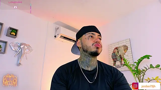 JordanSmiith  online show from July 2026 10:57:02 PM