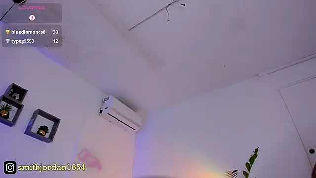 JordanSmiith  online show from March 2025 11:49:02 PM