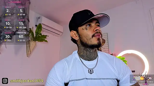 JordanSmiith  online show from October 2025 08:41:02 PM