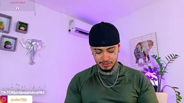 JordanSmiith  online show from May 2026 09:23:01 PM
