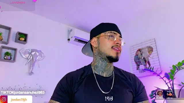 JordanSmiith  online show from April 2026 08:26:02 PM