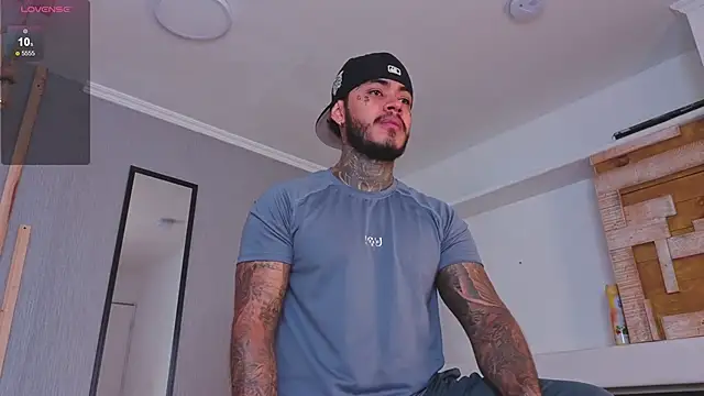 JordanSmiith  online show from September 2025 02:55:01 PM