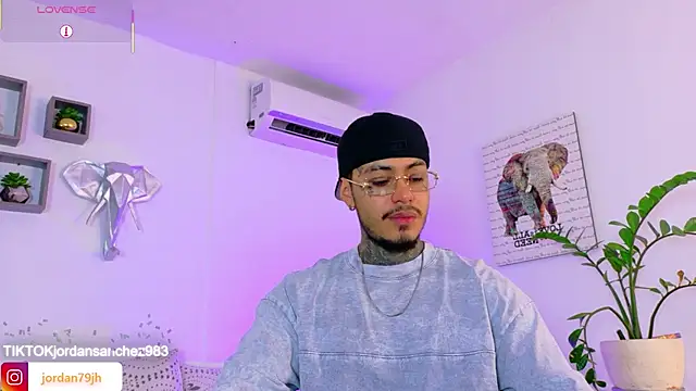 JordanSmiith  online show from June 2026 08:43:01 PM
