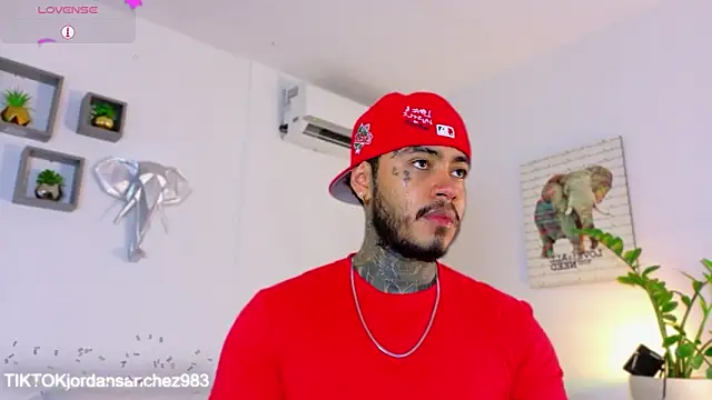 JordanSmiith  online show from March 2026 09:00:02 PM