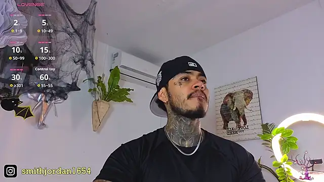 JordanSmiith  online show from October 2025 09:04:02 PM