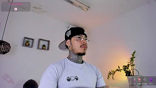 JordanSmiith  online show from February 2025 02:57:01 PM