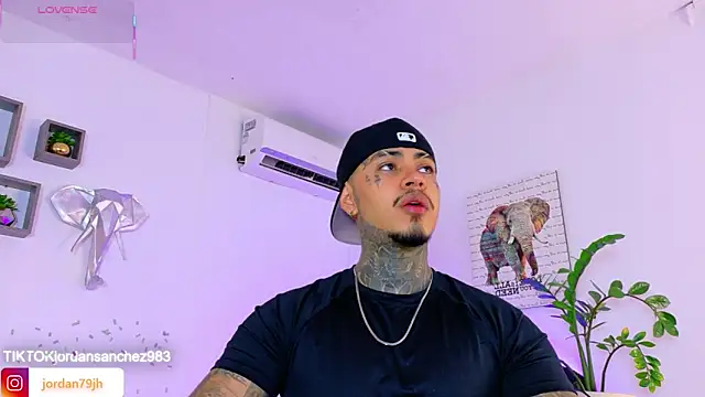 JordanSmiith  online show from May 2026 08:50:02 PM
