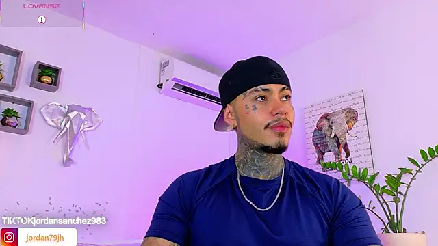 JordanSmiith  online show from May 2026 09:02:01 PM
