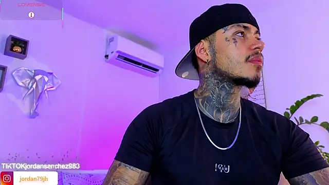 JordanSmiith  online show from June 2026 08:58:01 PM