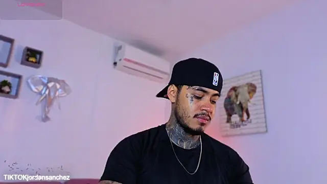 Snapshot of JordanSmiith_ chatting on January 2026 08:49:02 PM JordanSmiith online show from January 2026 08:49:02 PM