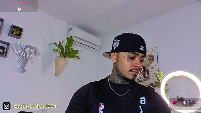 JordanSmiith  online show from September 2025 09:21:02 PM