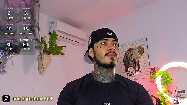 JordanSmiith  online show from October 2025 07:59:02 PM