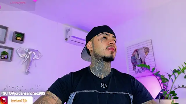 JordanSmiith  online show from March 2026 01:51:02 PM