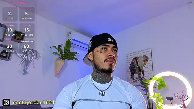 JordanSmiith  online show from October 2025 08:32:02 PM
