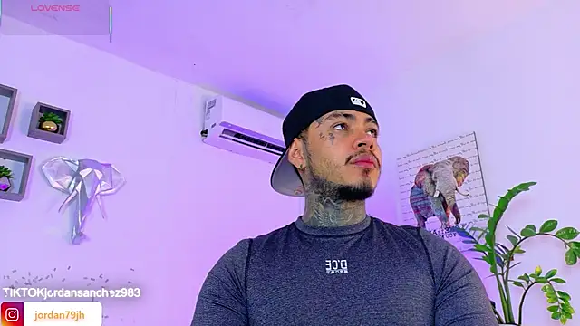 JordanSmiith  online show from May 2026 08:45:01 PM