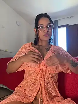Snapshot of maykka chatting on May 2026 01:12:02 PM maykka online show from May 2026 01:12:02 PM