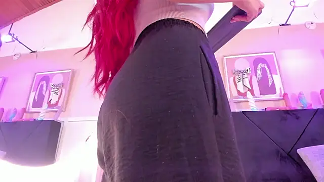 chloe watson  online show from January 2026 08:02:01 PM