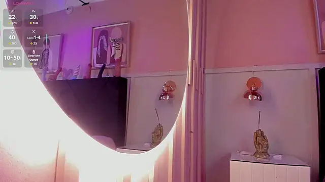 Snapshot of chloe_watson_ chatting on November 2025 07:07:01 PM chloe watson online show from November 2025 07:07:01 PM