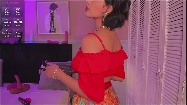 chloe watson  online show from February 2026 07:48:02 PM