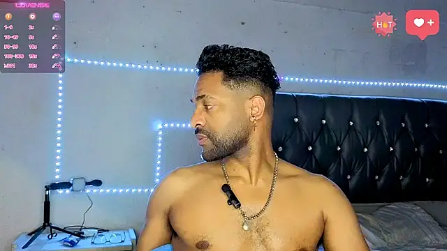 bbcblackhot34 online show from December 2025 03:40:01 AM