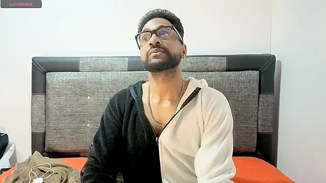 bbcblackhot34 online show from October 2025 04:47:01 AM