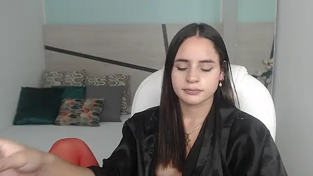 heidy hoiss online show from February 2025 11:24:01 PM