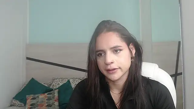 heidy hoiss online show from January 2025 02:51:02 PM