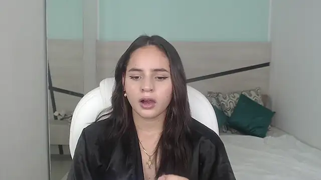 heidy hoiss online show from December 2024 11:34:02 PM