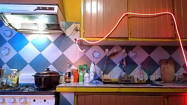 Jony Marta online show from October 2025 09:37:01 PM