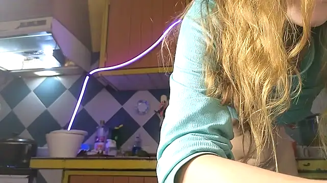 Jony Marta online show from November 2025 03:50:02 AM