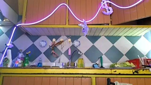 Jony Marta online show from November 2025 04:08:01 PM