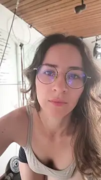 Snapshot of ssara_miranda chatting on April 2026 03:47:02 PM ssara miranda online show from April 2026 03:47:02 PM