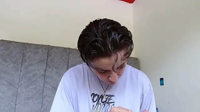 linda 33 online show from November 2025 02:54:02 PM