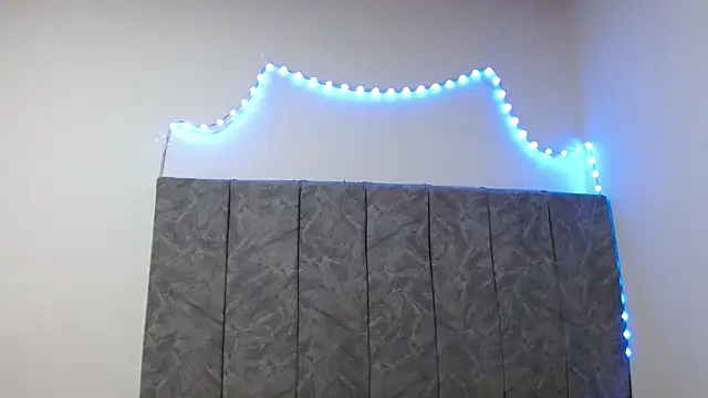 linda 33 online show from September 2025 11:54:01 PM