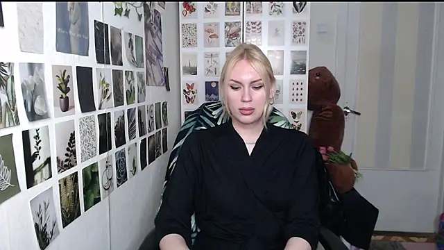 Snapshot of CapriScorpion chatting on June 2026 01:55:02 PM CapriScorpion online show from June 2026 01:55:02 PM
