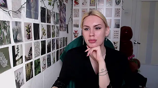 CapriScorpion online show from April 2026 12:17:01 PM