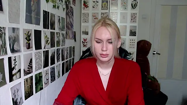 Snapshot of CapriScorpion chatting on May 2026 12:27:02 PM CapriScorpion online show from May 2026 12:27:02 PM
