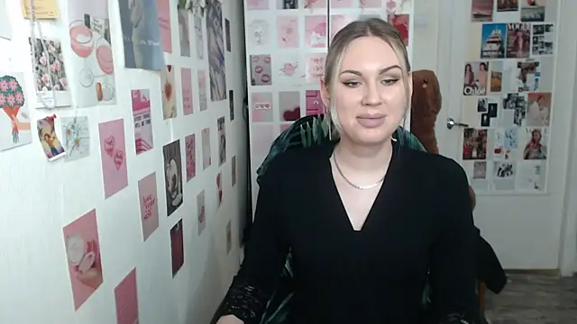 CapriScorpion online show from March 2025 03:08:02 PM