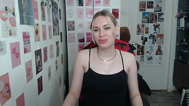 CapriScorpion online show from February 2025 04:47:02 PM