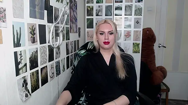 CapriScorpion online show from November 2025 10:58:02 AM