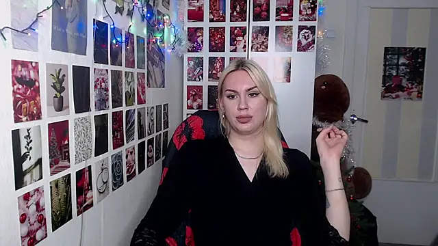 CapriScorpion online show from December 2025 03:15:02 PM