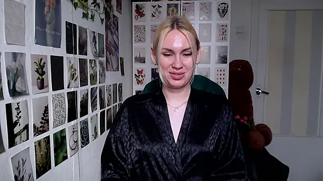 CapriScorpion online show from April 2026 01:23:02 PM