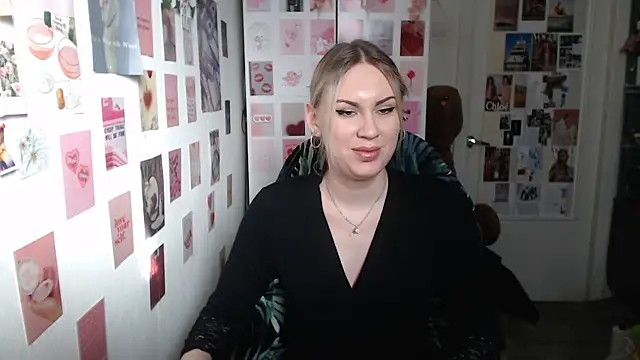 CapriScorpion online show from March 2025 01:06:01 PM