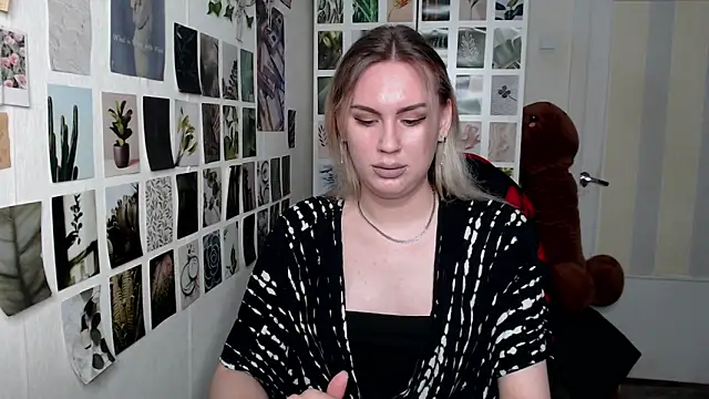 CapriScorpion online show from September 2025 12:36:02 PM