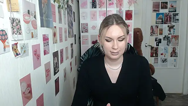 CapriScorpion online show from March 2025 02:49:02 PM
