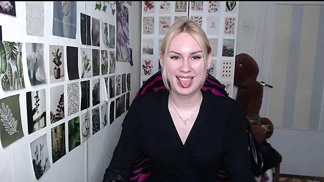 CapriScorpion online show from June 2026 03:45:01 PM